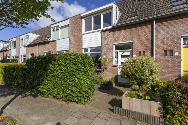 iQ Makelaars ZWOLLE, Snavel van Emekamp